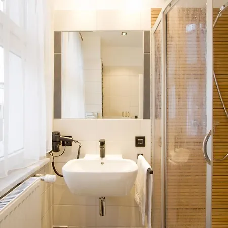 Hotel Schweriner Hof 3*