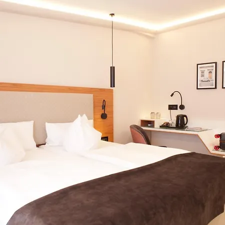 Hotel Schweriner Hof 3*