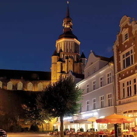 Schweriner Hof Hotel 3*