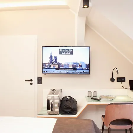 Hotel Schweriner Hof 3*