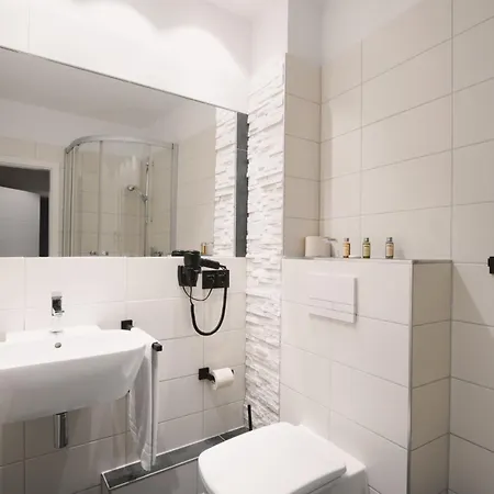 Hotel Schweriner Hof 3*