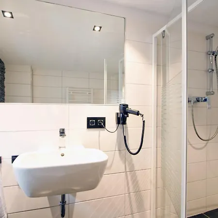 Schweriner Hof Hotel 3*