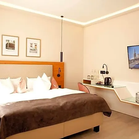 Schweriner Hof Hotel 3*