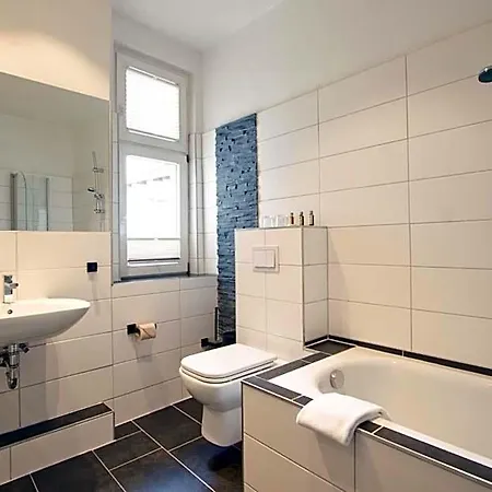 Schweriner Hof 3*