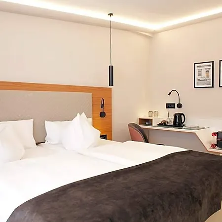 Schweriner Hof Hotel Stralsund