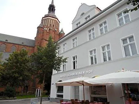 Schweriner Hof 3* Stralsund